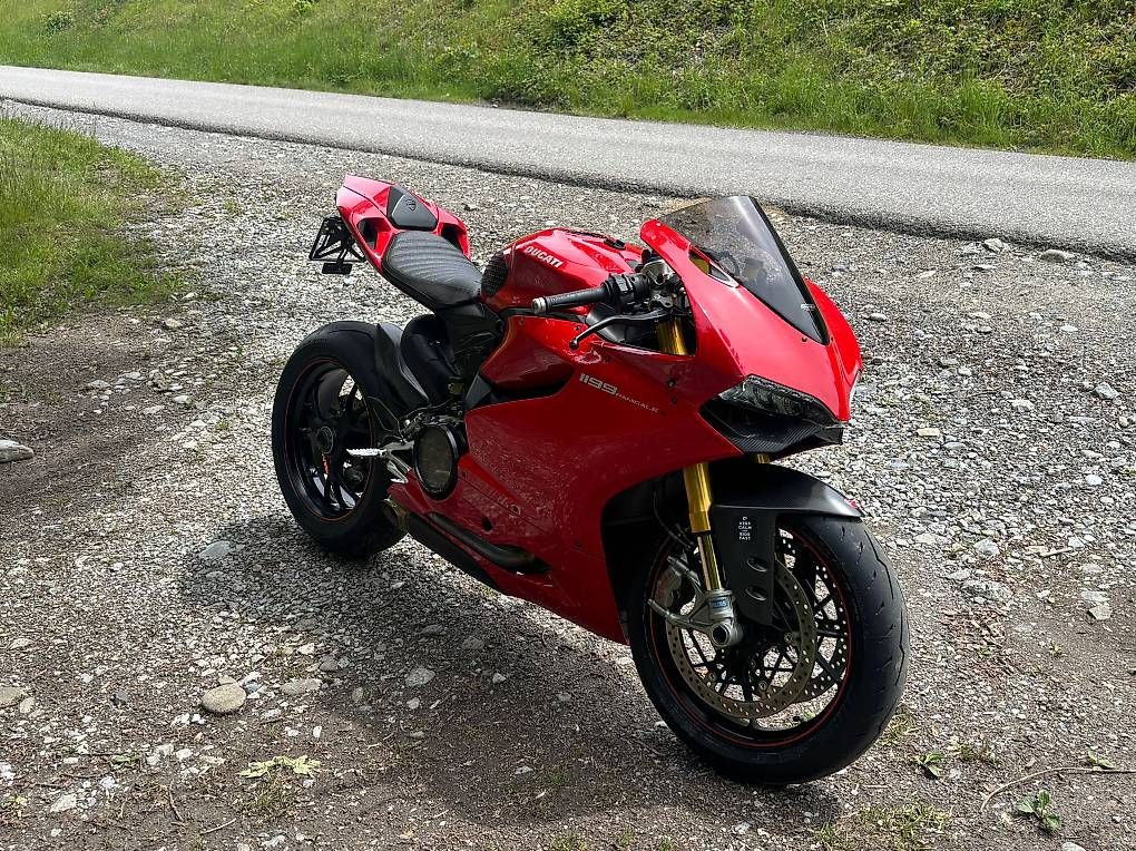 Strada: Ducati Panigale 1199 S – Usato da Thierachern venduto da Toysoldier