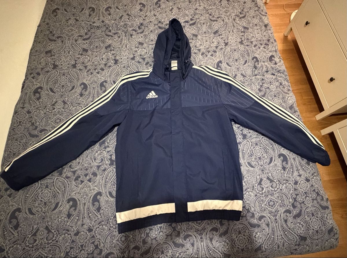 Adidas Jacken: adidas trainer jacke L – Gebraucht aus Felsberg von Peter.jurga 1