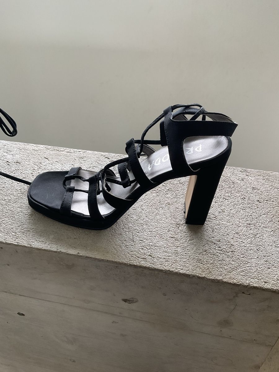 Damenschuhe: Sandales noires à talons PRIMODA,pointure 37 – Neu (gemäss Beschreibung) aus Villarepos von Sglobule 1