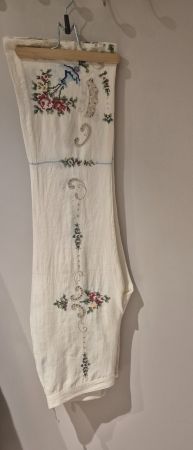 Clothes Stickerei Hose, Sommerhose Gr. 40, mit Blumen-...