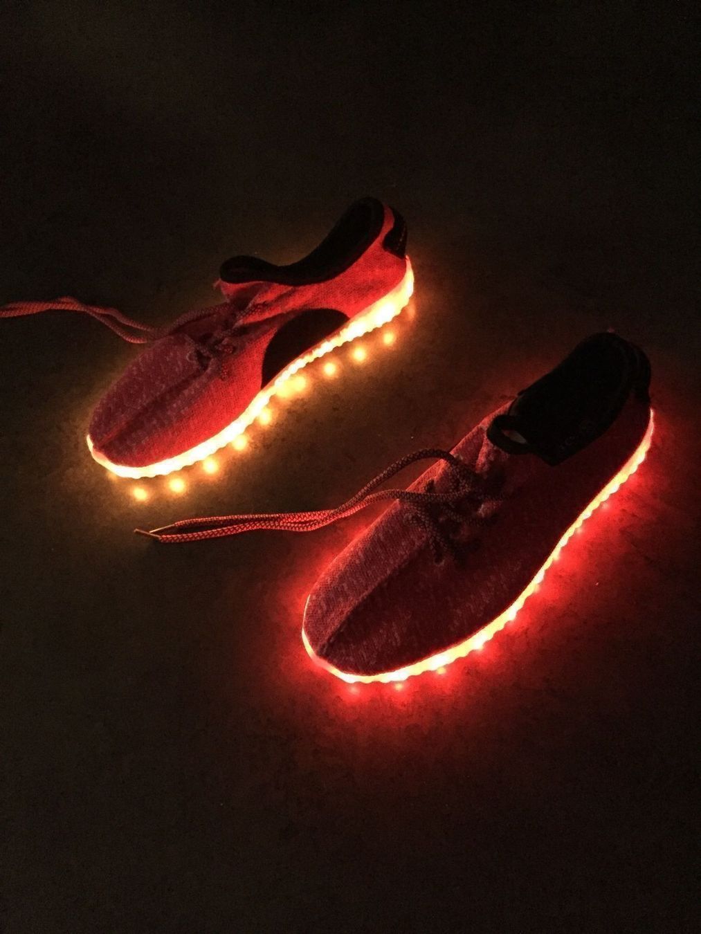 Chaussures femmes: Turnschuh mit diverse beleuchtung – Neuf avec emballage d'origine à Zürich par Maria_Felicina 2
