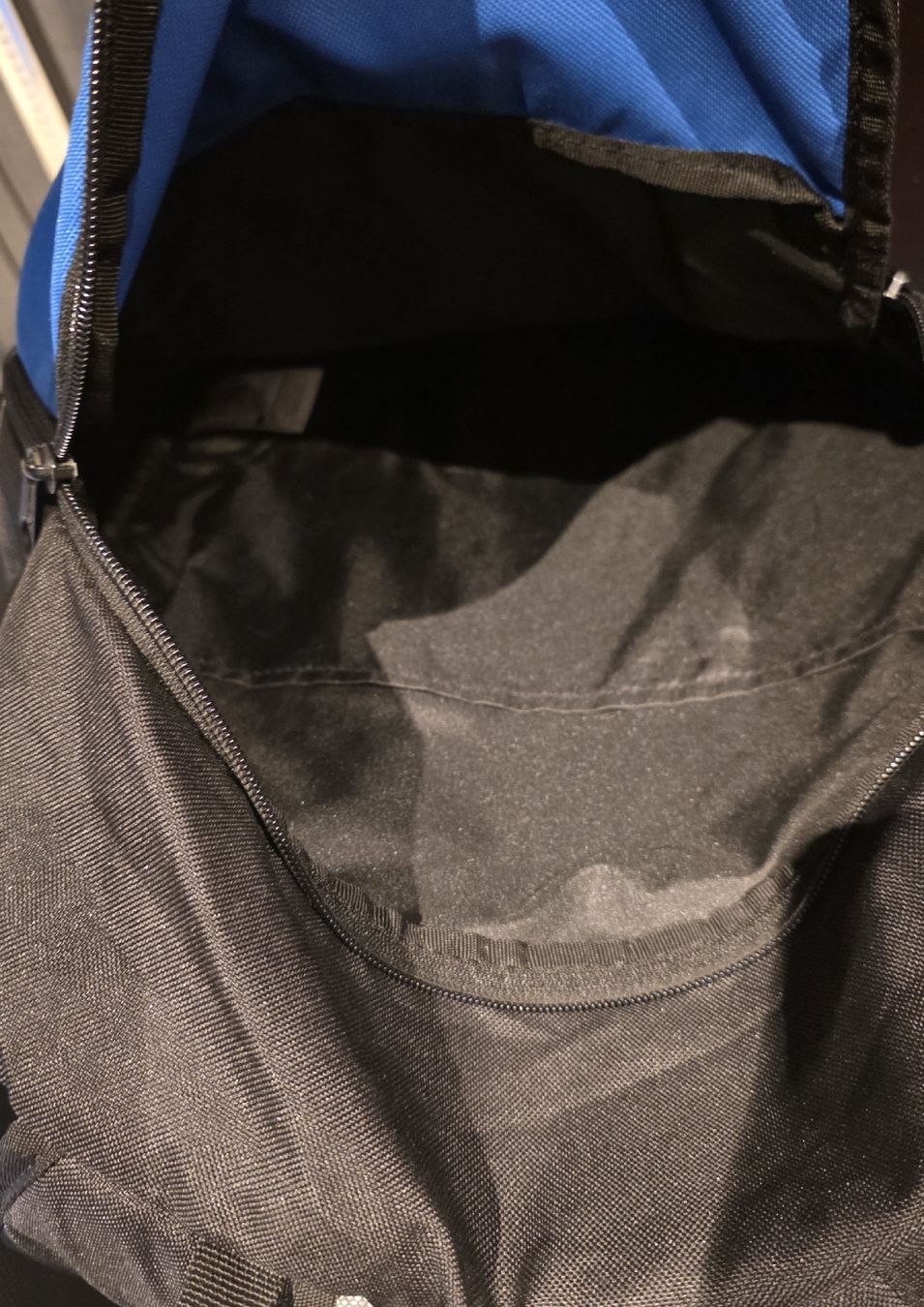 Puma Zaini: Puma Rucksack Schwarz/Blau - Top Zustand – Usato da Thalwil venduto da Beckhaem 2