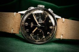 Heuer - Ref.333 Original 1945 Glossy Black Dial Steel Chrono