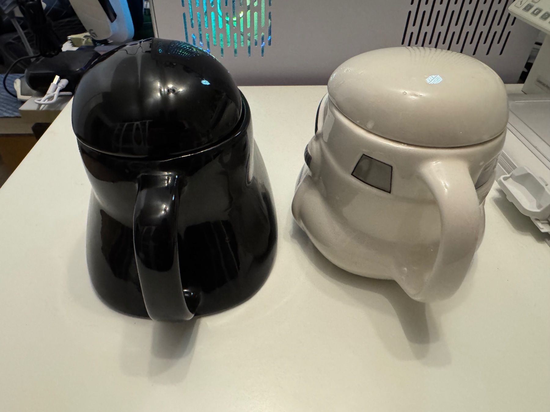 Star Wars Tasses: Star Wars Tassen - Darth Vader & Stormtrooper Set – D'occasion à Burgdorf par Caradhras 8