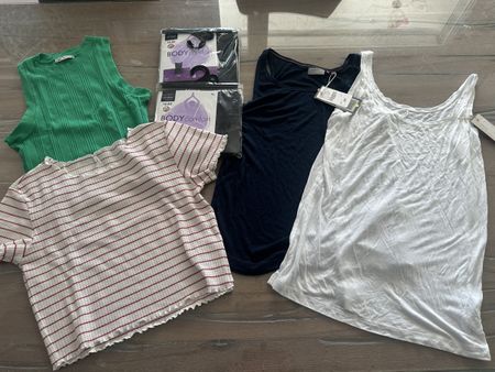 6x Damen Oberteile Grösse M/XL teilweise neu⭐️⭐️