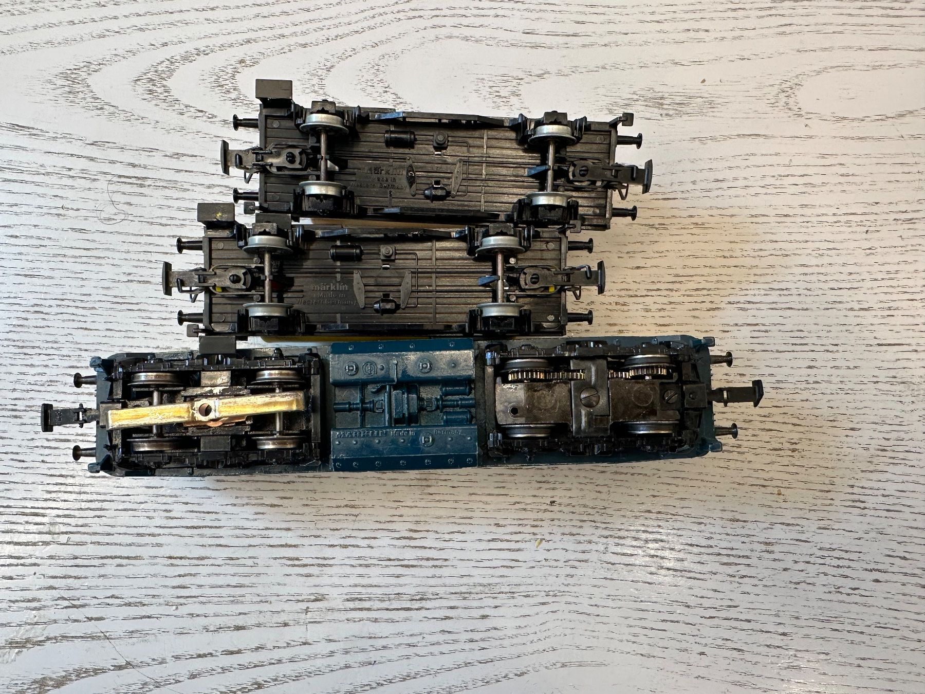 Märklin Modelleisenbahnen: Märklin 3074 DB BR 216 Tankzug – Gebraucht aus Lupsingen von New-Haven 4