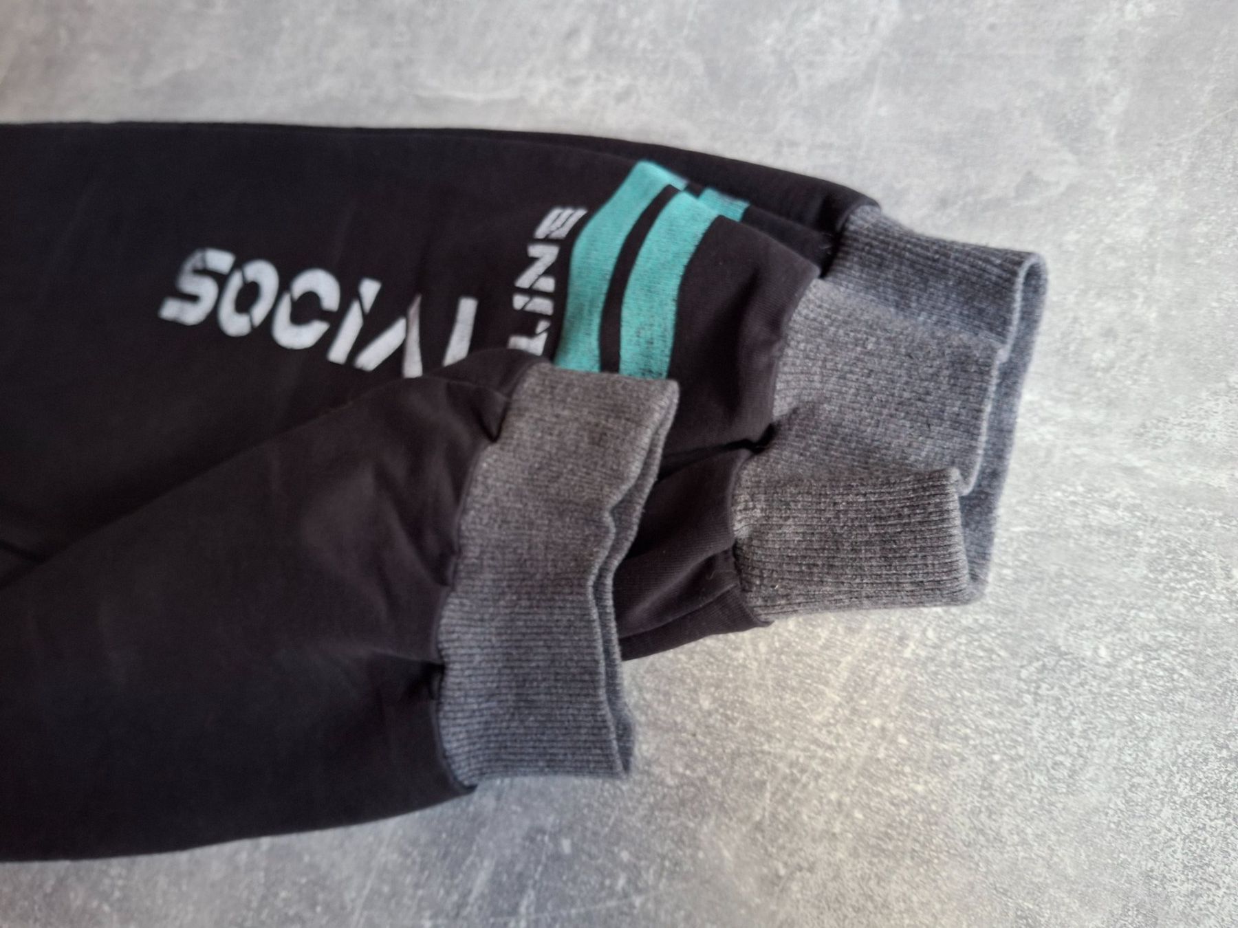 Pantaloni: Pantalon d intérieur - jogging taille L marque Brunex – Usato da Villiers venduto da san_jn5w 2