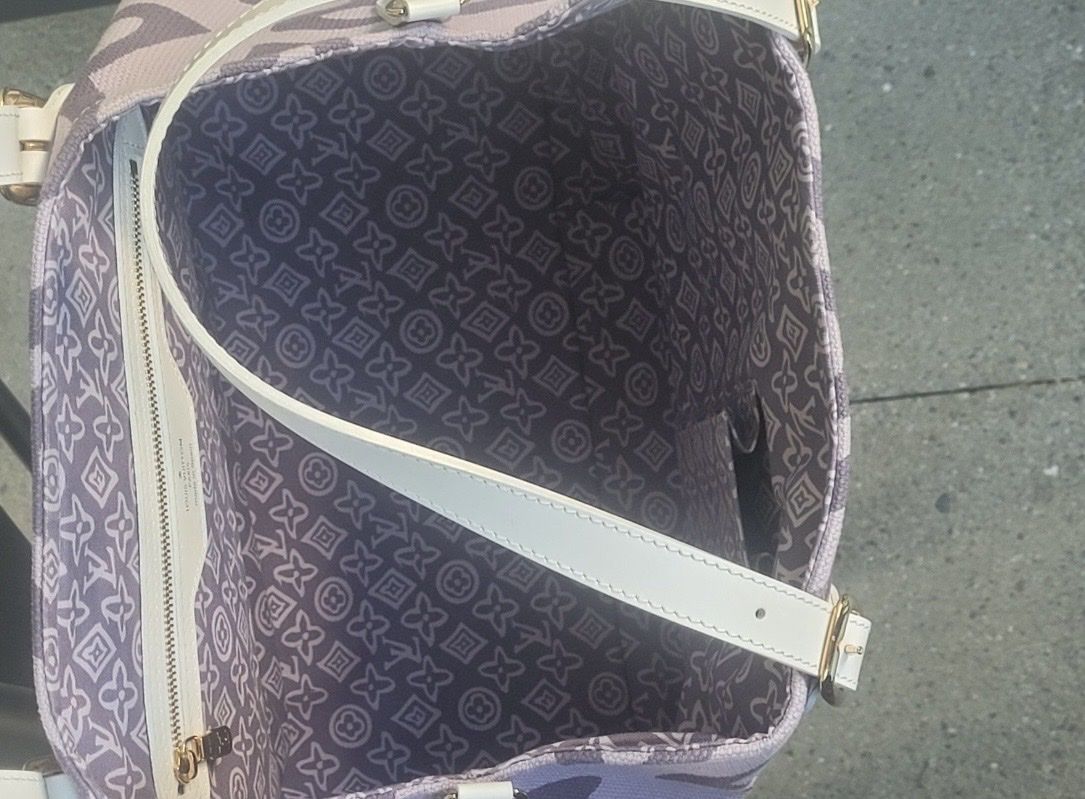 Louis Vuitton Borse da donna: Louis Vuitton Purple Monogram Tahitienne Cabas – Nuovo (secondo la descrizione) da Murten venduto da Lvfan4ever44 3
