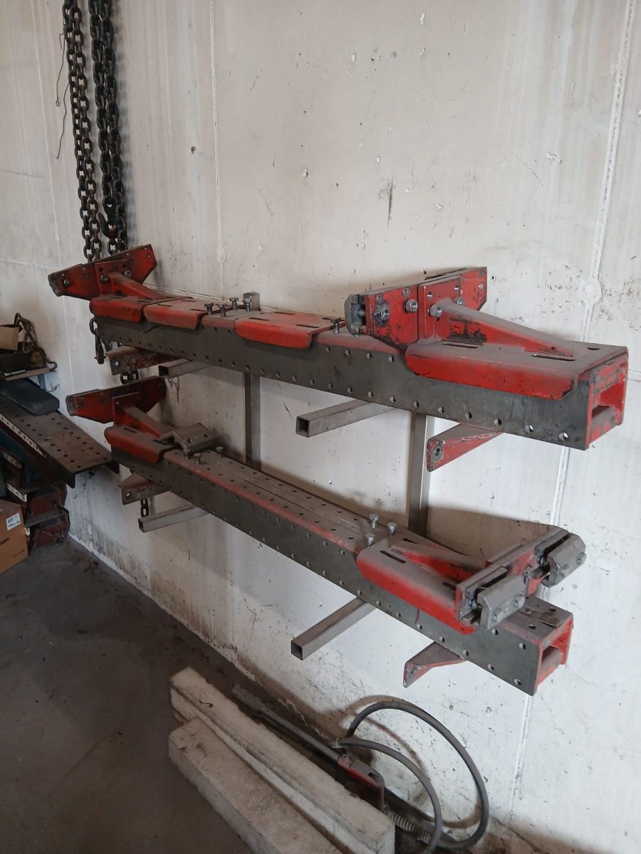 Tutte le macchine: Lift de carrossier / marbre  – Usato da Soyhières venduto da Essor 4