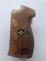 Nussbaum Griffschalen für die Sig P210 