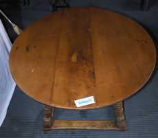 Antiker Joggeli Tisch mit 1 Schublade