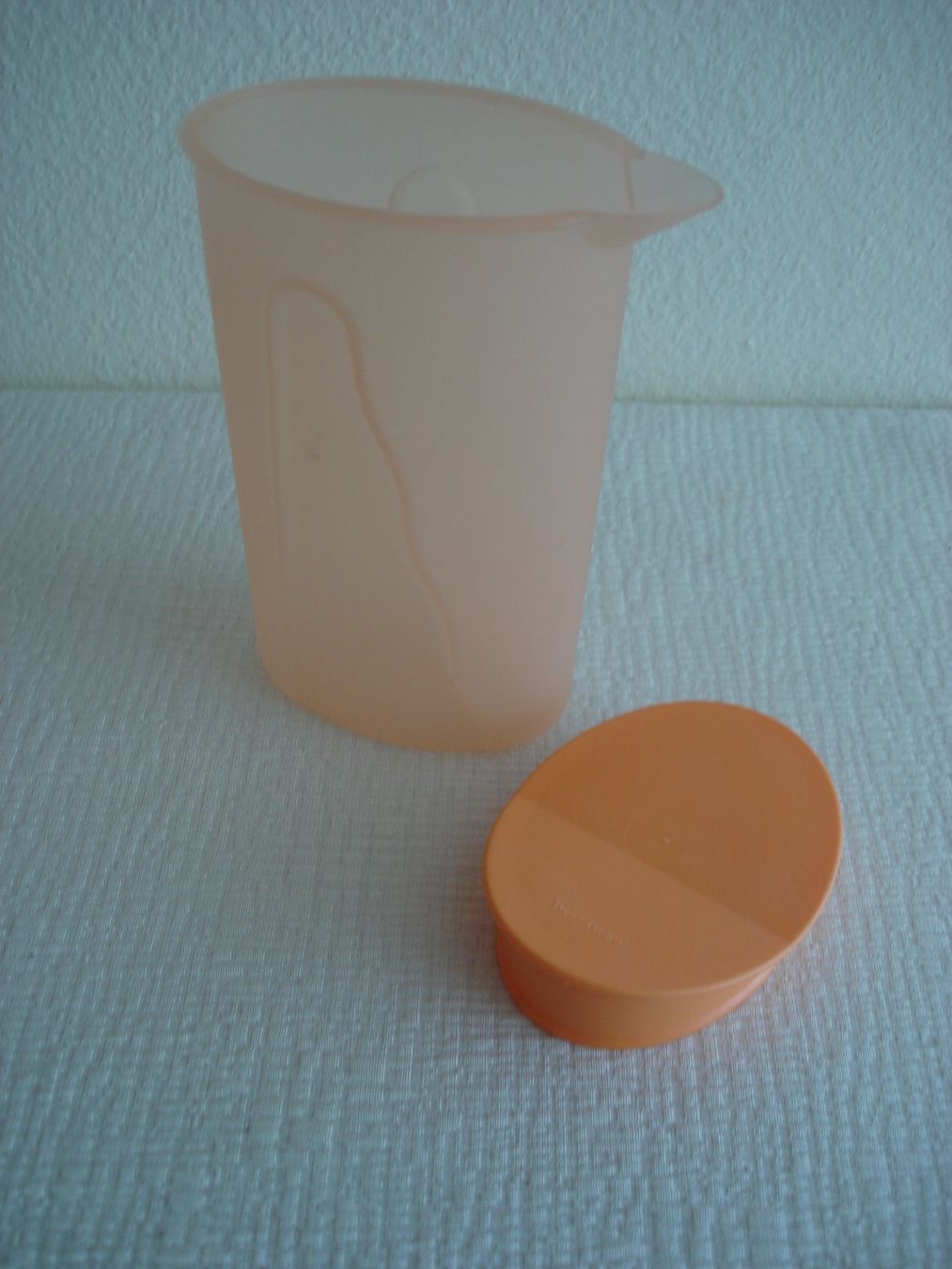 Tupperware Behälter & Ähnliches: Tupperware Schüttelbecher & 1 Lt. Krug – Gebraucht aus Regensdorf von anna059 2