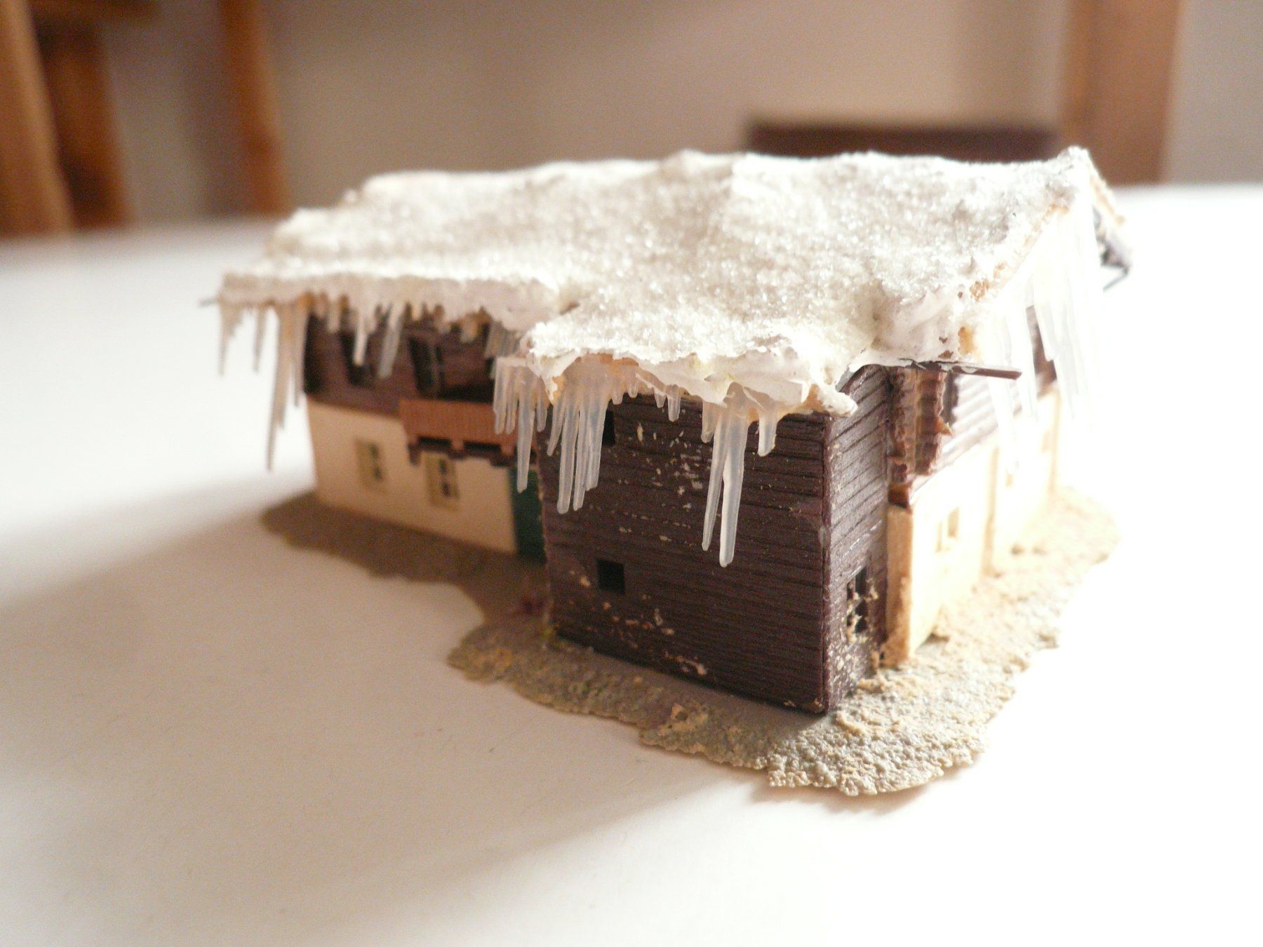 Faller Modellini di ferrovie: HAUS MIT SCHNEE SPUR N   (6) – Usato da Pfaffnau venduto da nolff 2