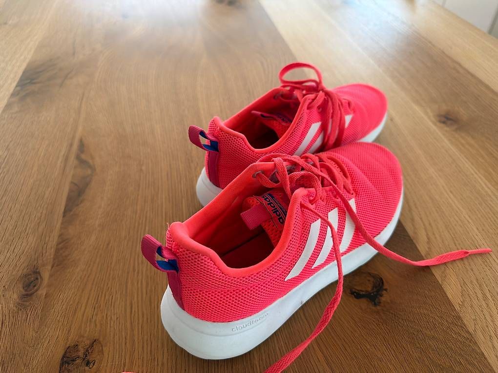 Scarpe per ragazze: Hallen Schuhe Pink Gr36 – Usato da Zürich venduto da mib_6788 1