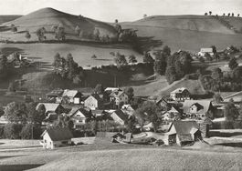 Schwarzenberg LU Weiler Lifelen mit vielen Bauernhöfe 1979