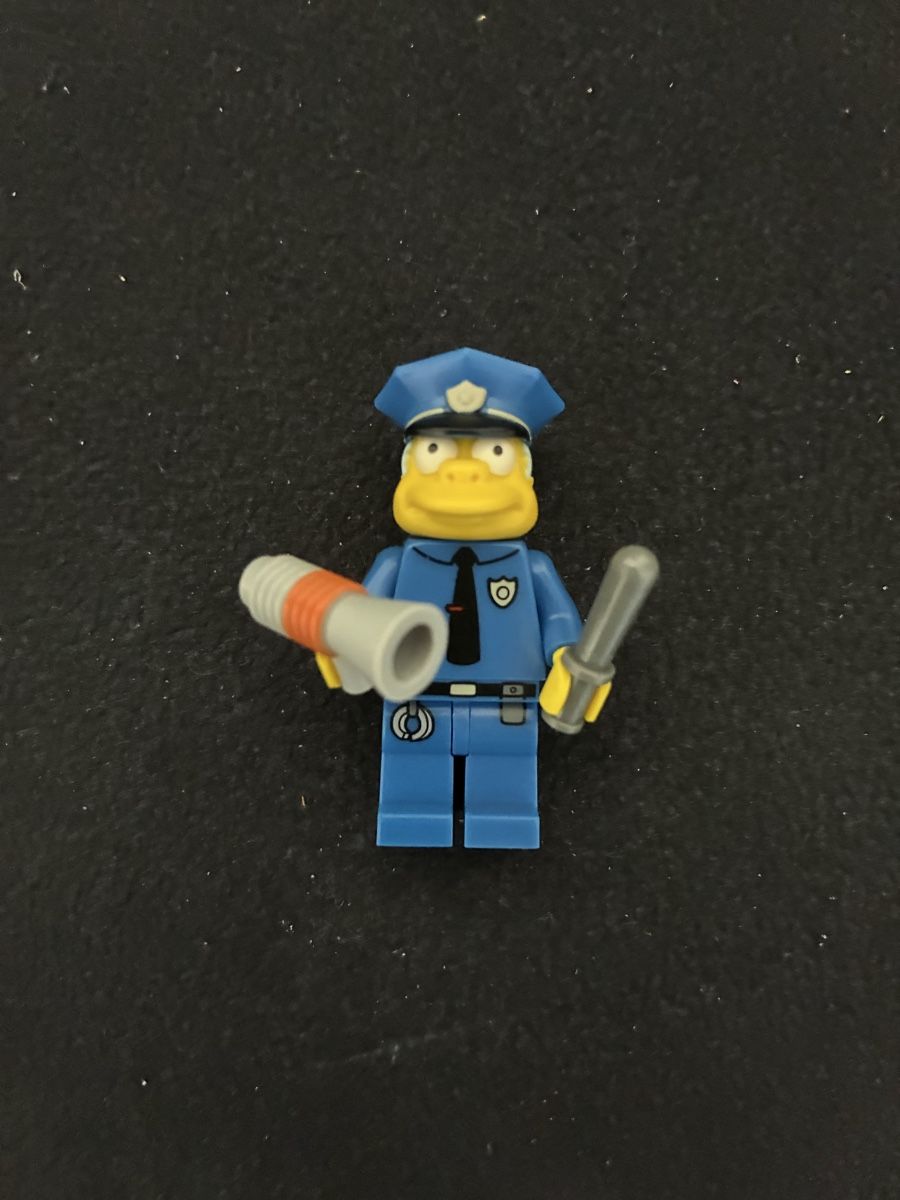 Lego Statuette: Minifigure Poliziotto Simpson con accessori – Nuovo (secondo la descrizione) da Taverne venduto da nad02026