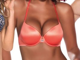 Triumph Push-up BH Neu mit Etikett Gr. 70D Koralle 546
