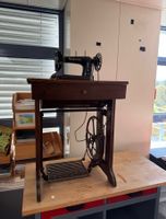 Antike Nähmaschine zu verkaufen Husqvarna
