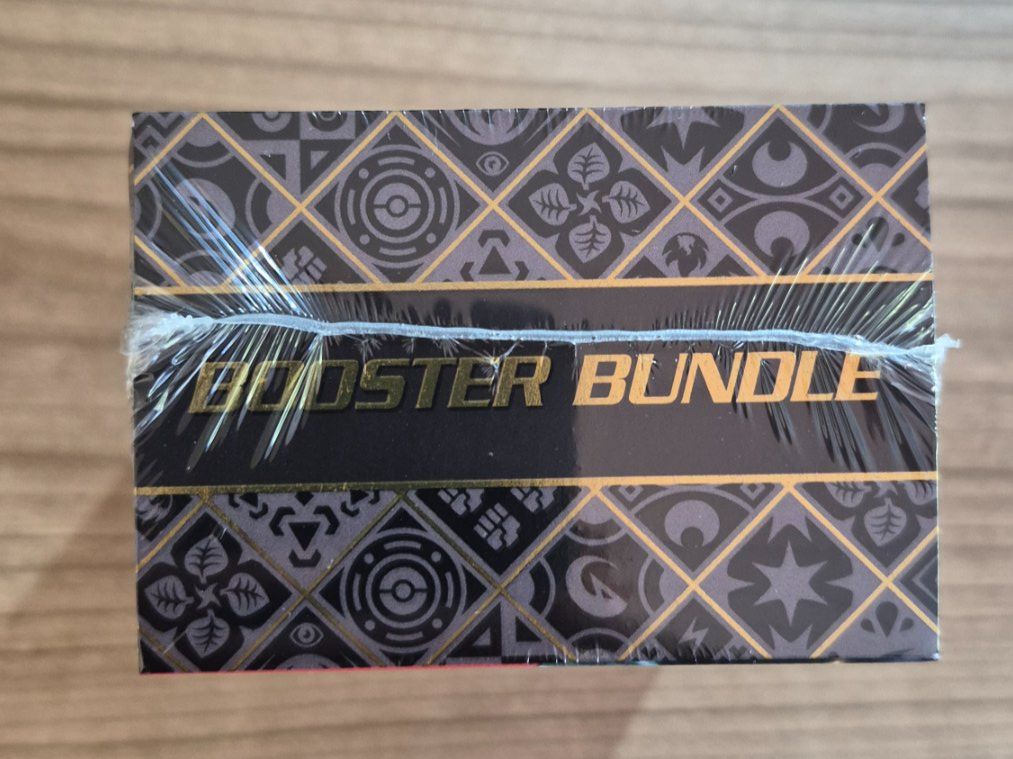 Pokémon Carte collezionabili: Paldean Fates Booster Bundle EN - Sealed – Nuovo e nell'imballaggio originale da Lausanne 26 venduto da HipstersCollectibles 2