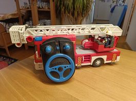 Playmobil ferngesteue Feuerwehr Drehleiter