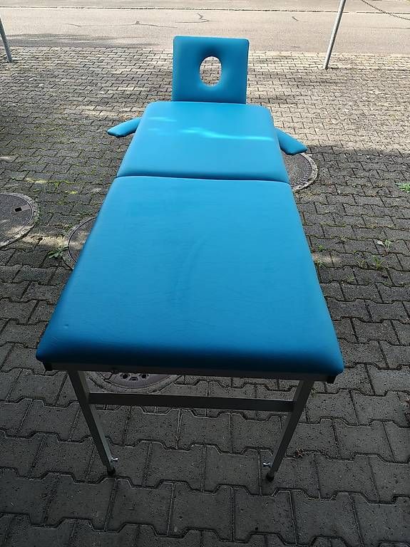 Chaises longues: Massagebett – D'occasion à Sarmenstorf par jodasano