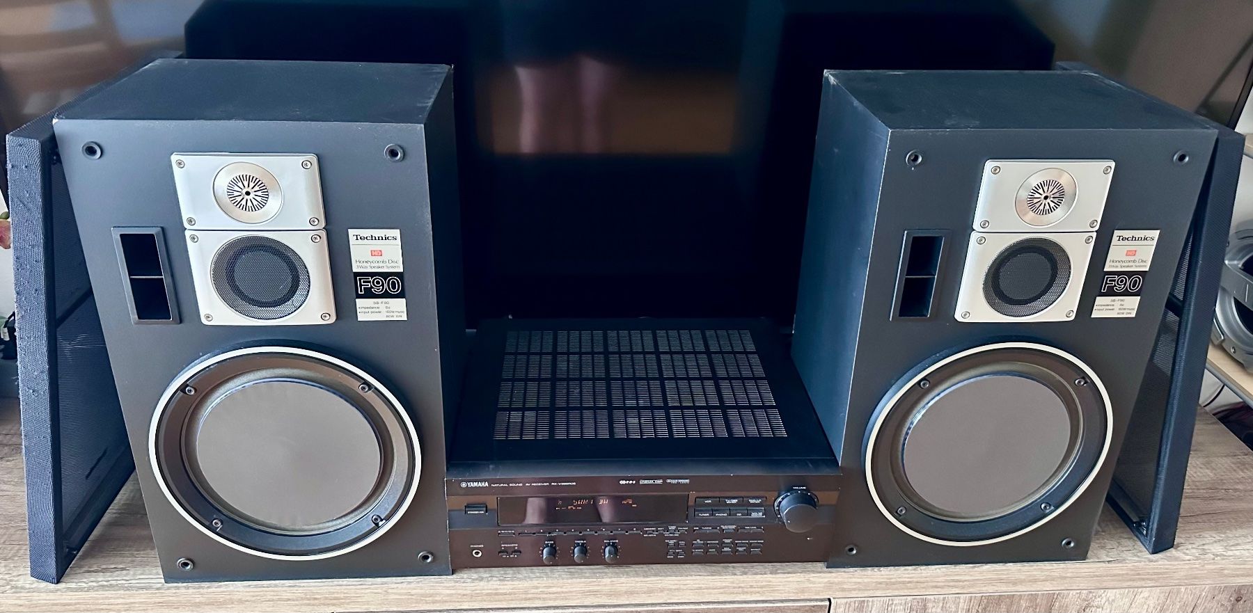 Technics Audio- & Mediensysteme: Technics SB-P90 Speakers and Yamaha Receiver Set – Gebraucht aus Pratteln von Besliu.Claudiu 3