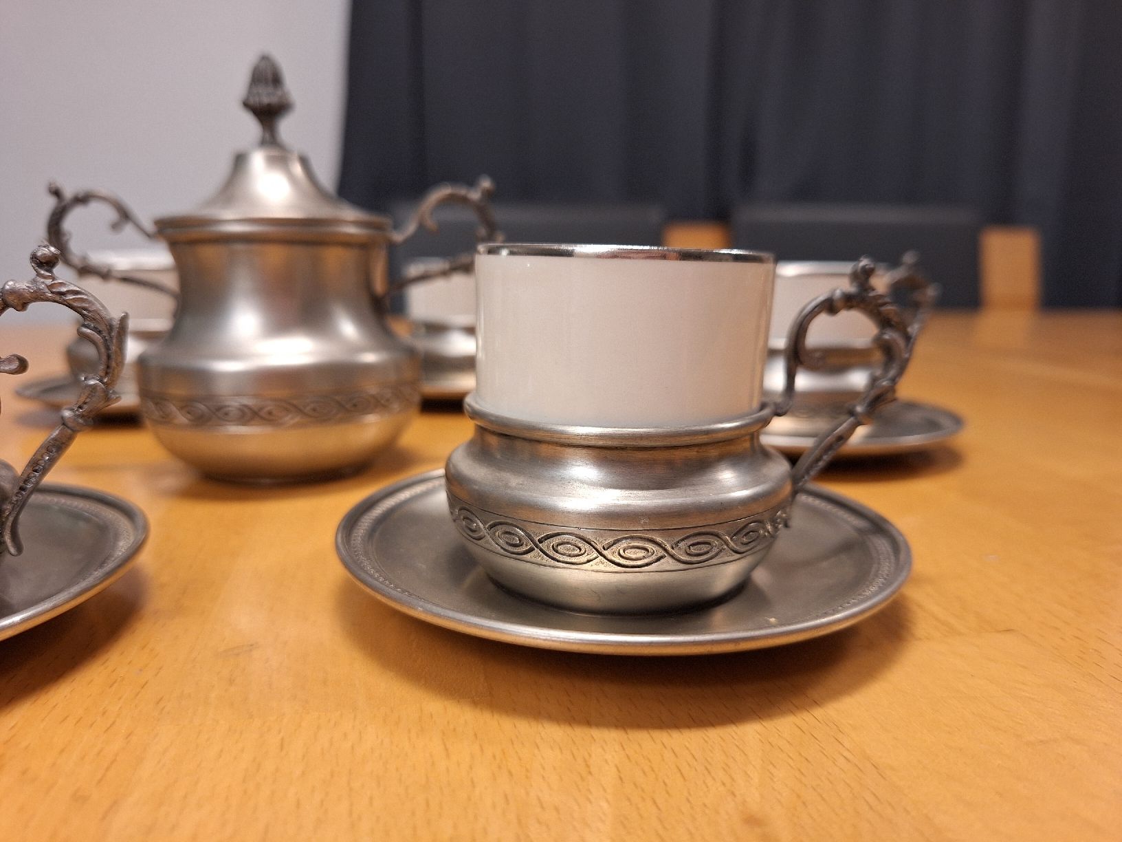 Set di piatti: Teeset, Kaffeeset – Usato da Vilters venduto da Fleiflomi 2