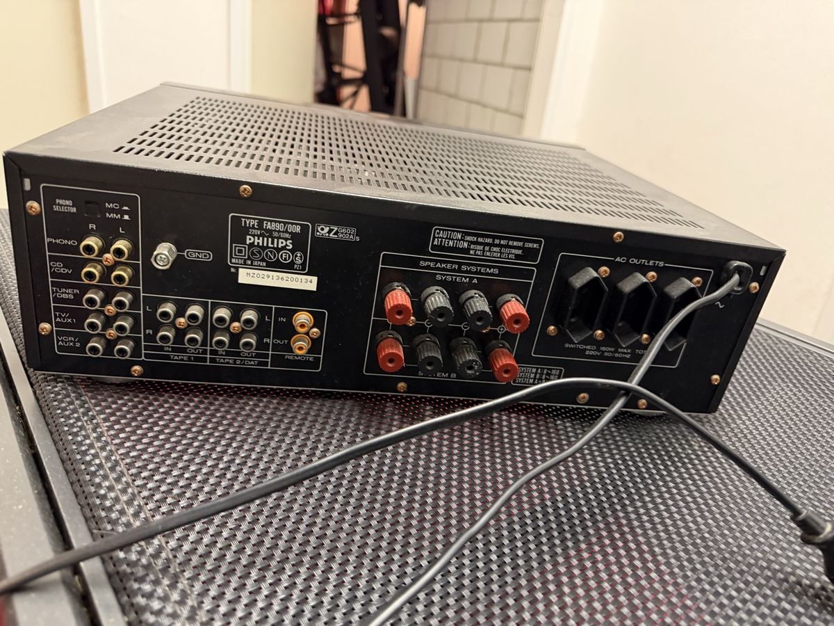 Philips Verstärker: Phillips Vollverstärker FA890 – Defekt aus Seuzach von Darksheep 1