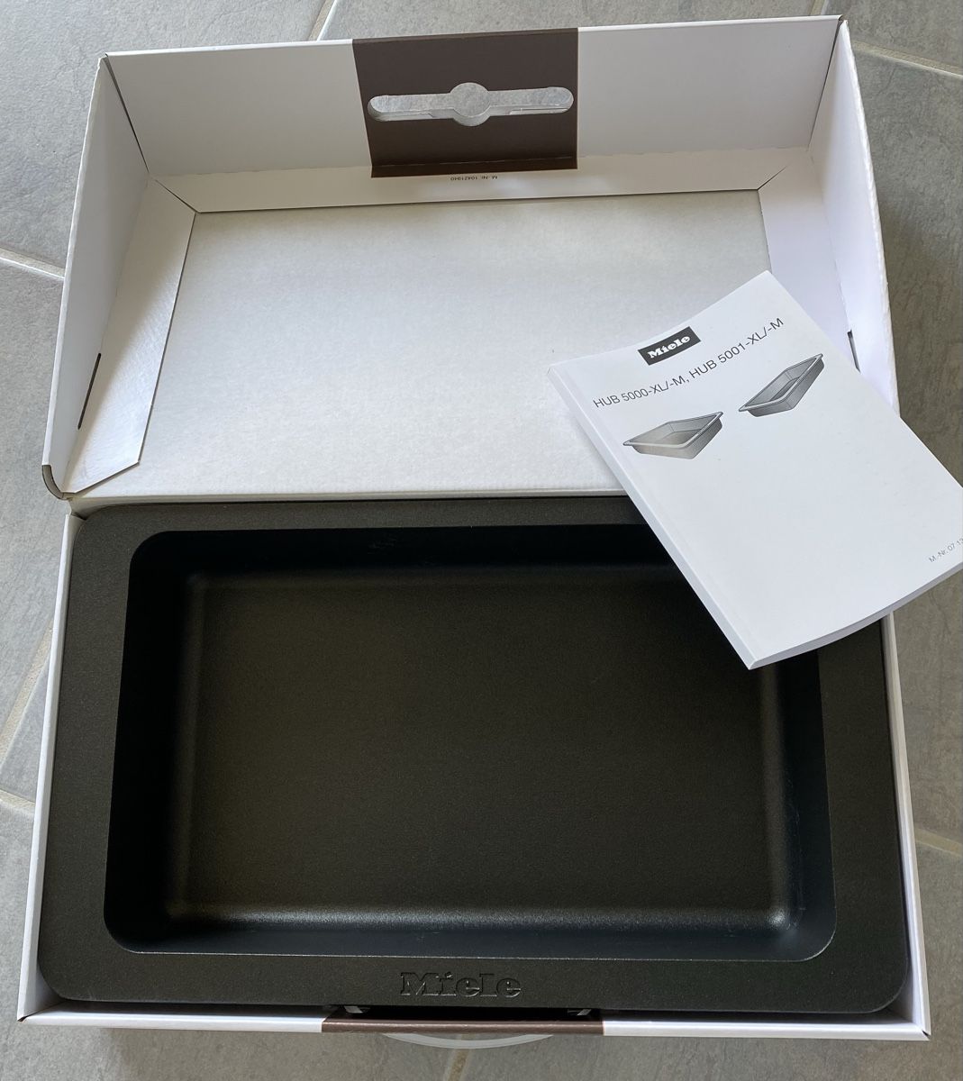 Miele Töpfe: Miele, Induktionsfähiger Gourmet-Bräter, NEU – Neu und originalverpackt aus Bözberg von RosmarieOb 2