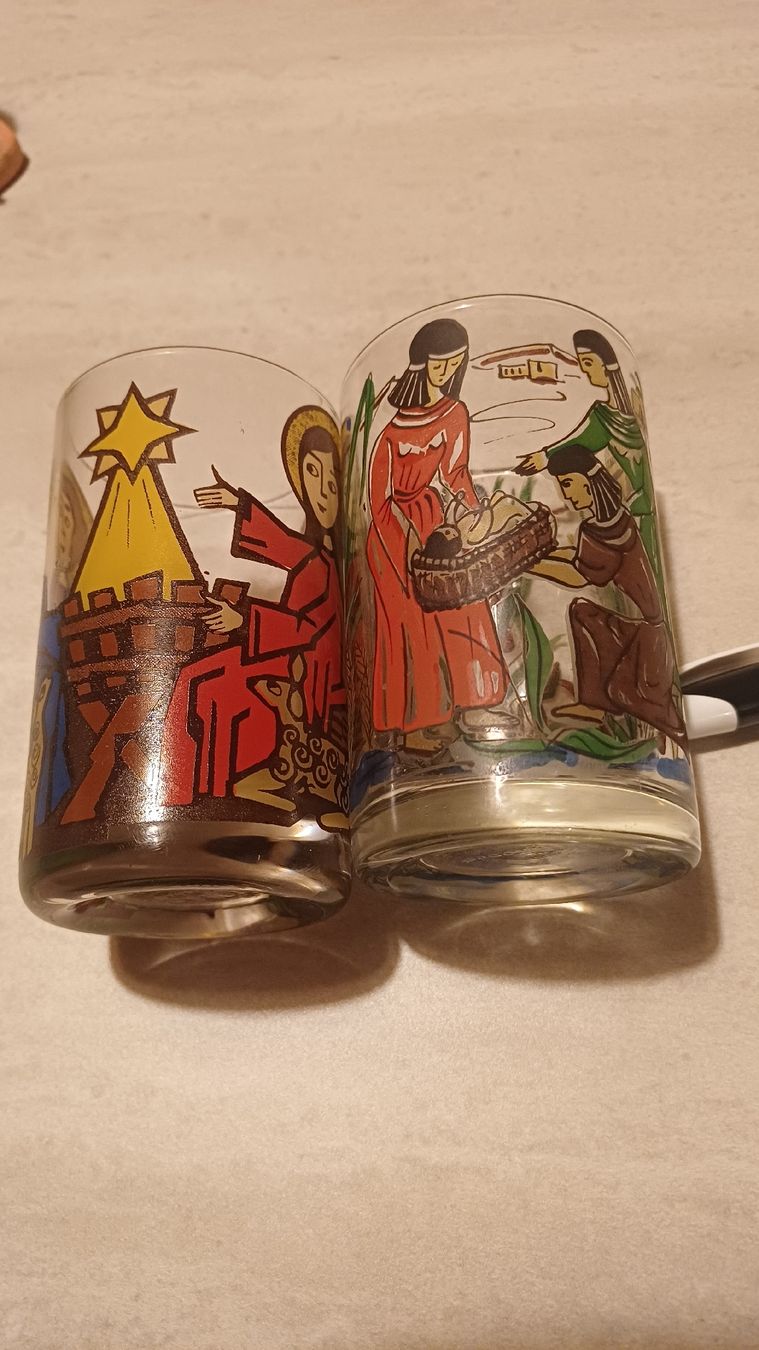 Bicchieri: 2 Vintage Gläser Weihnachten  – Usato da Flawil venduto da Naphtali 5