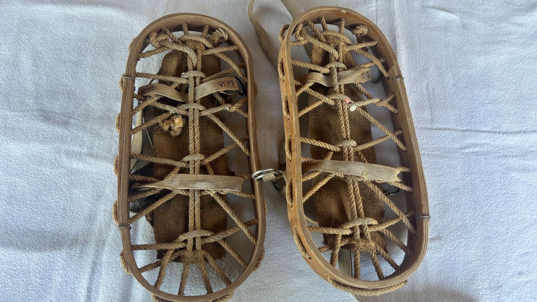 Scarpe da uomo: Vintage  Holz - Schneeschuhe – Usato da Schübelbach venduto da Dolly990_2 1