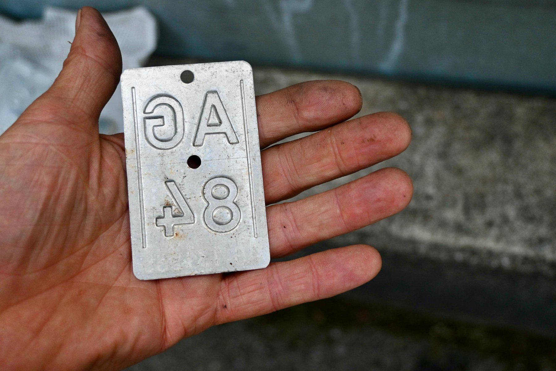 Insegne: Velonummer AG 84 von 1984 - Aargau – Usato da Pfaffhausen venduto da mono_rec 5