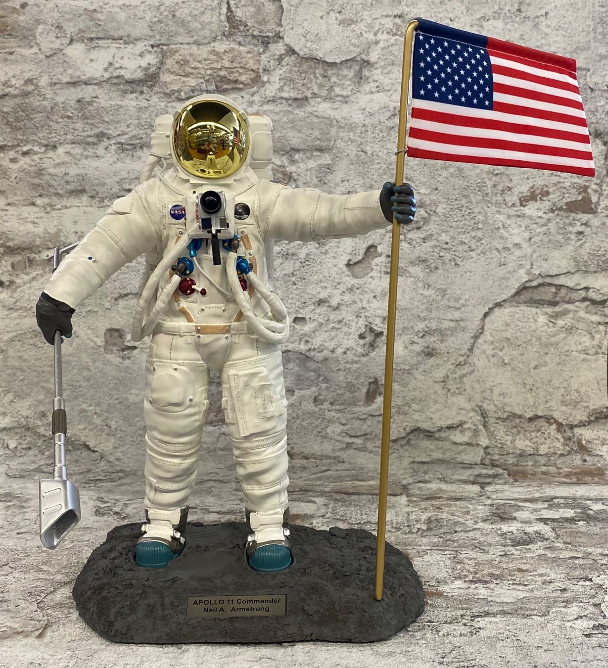 Statuette: Hobby Master HF80001 "Neil Armstrong" – Nuovo e nell'imballaggio originale da Sursee venduto da Toni-SpielSursee