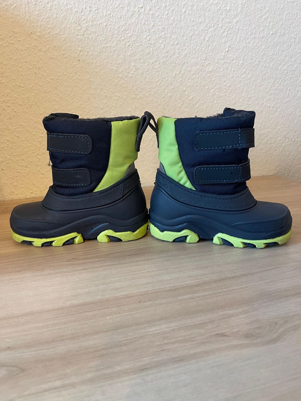 Scarpe per ragazzi: BLAUE SCHNEE/WINTERSTIEFEL GR. 22/23 – Usato da Münchenstein venduto da Strupfi 2
