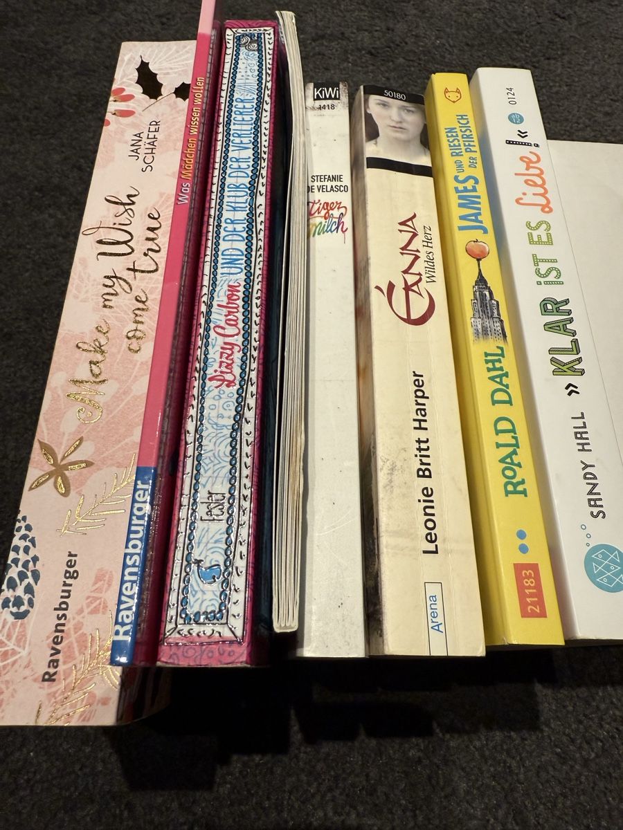 Libri: Bücherpaket - 8 Bücher Teenager – Nuovo (secondo la descrizione) da Basel venduto da jetzt-wird-gemistet 2
