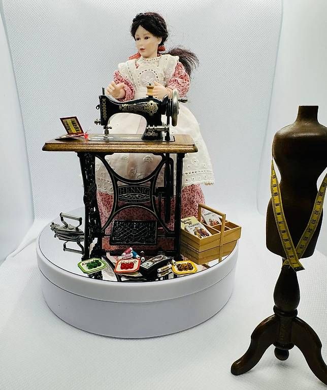 Puppen: Figurine Heidi Ott - couturière  – Gebraucht aus Biel/Bienne von Jeanne_K