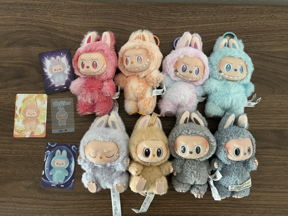 8 Originale Labubus (Neu (gemäss Beschreibung)) in Chur für CHF 140 ...