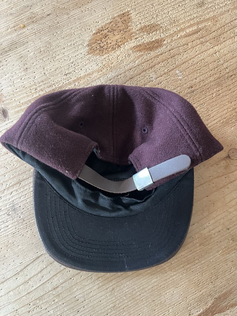 Copricapi, berretti & cappellini: ONLY. - 5 Panel Cap – Usato da Unterseen venduto da BiancaNBozo 1