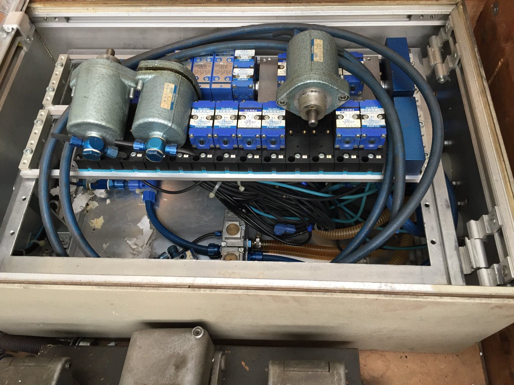 Festo Sonstiger Industriebedarf: Festo Pneumatikzilinder – Gebraucht aus Rorbas von Duetto1966 8