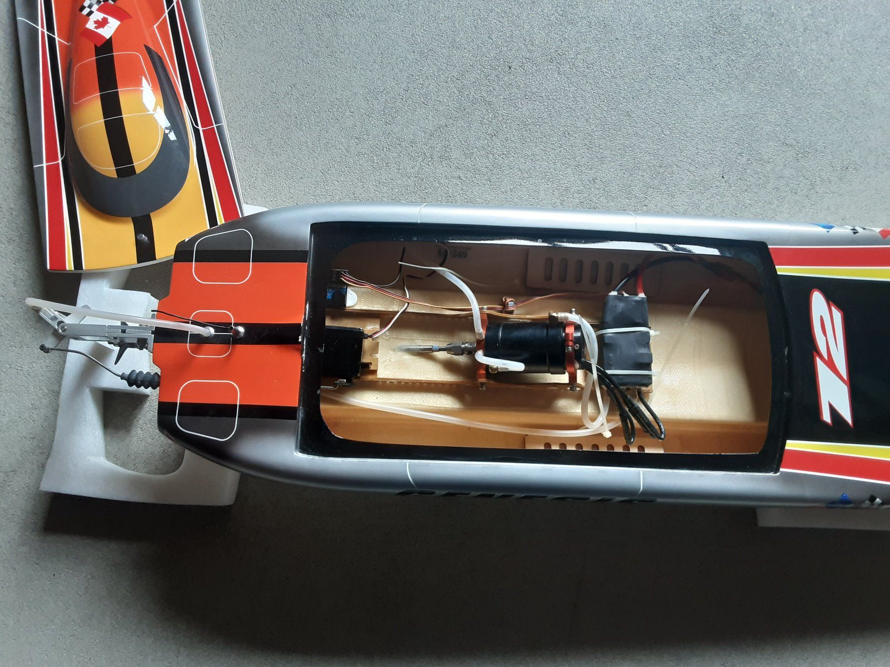 Modellismo RC: RC Speedboot Genises 900 – Usato da schüpfheim venduto da Tom0124 1