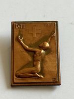 Abzeichen 1947 Hugenin Locle Kreuz Schweiz mit Figur(S39)