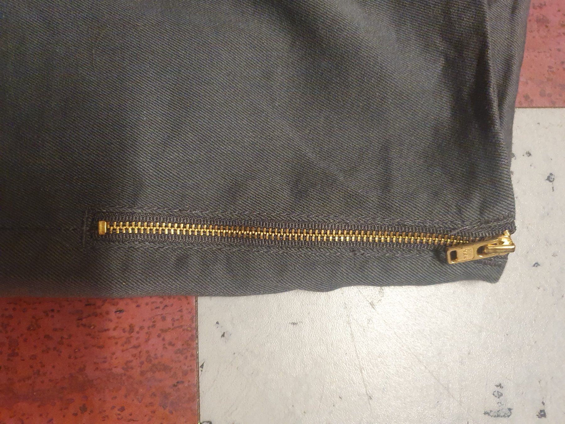 H&M Hosen: Hosen – Gebraucht aus Moosseedorf von Sonnenschein.. 2