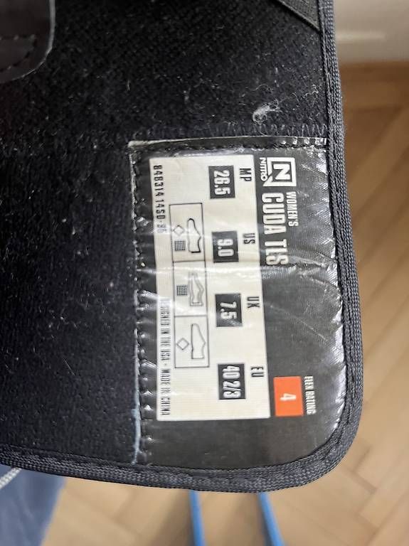 Snowboard Nitro Scarpe da uomo: super leichte Nitro Snowboard Boots Grösse 40 3/2 – Usato da Schlieren venduto da kasuemir 2