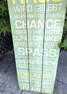Foto & Immagini: toLLes HoLzbiLd – Usato da Winkel venduto da zeho 2