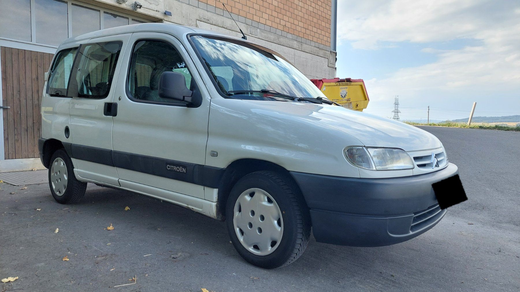Citroën Automobili: Citroen Berlingo 1.4i – Usato da Konolfingen venduto da Sohonewyork 1