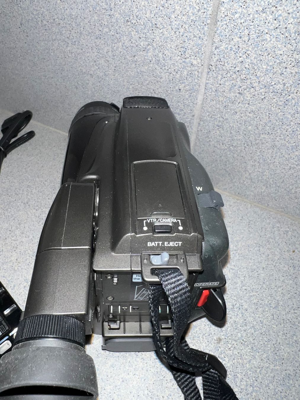 Panasonic Camcorder: Panasonic Camcorder NV-S65 mit Tragetasche – Gebraucht aus Schongau von Retro_Shop 6