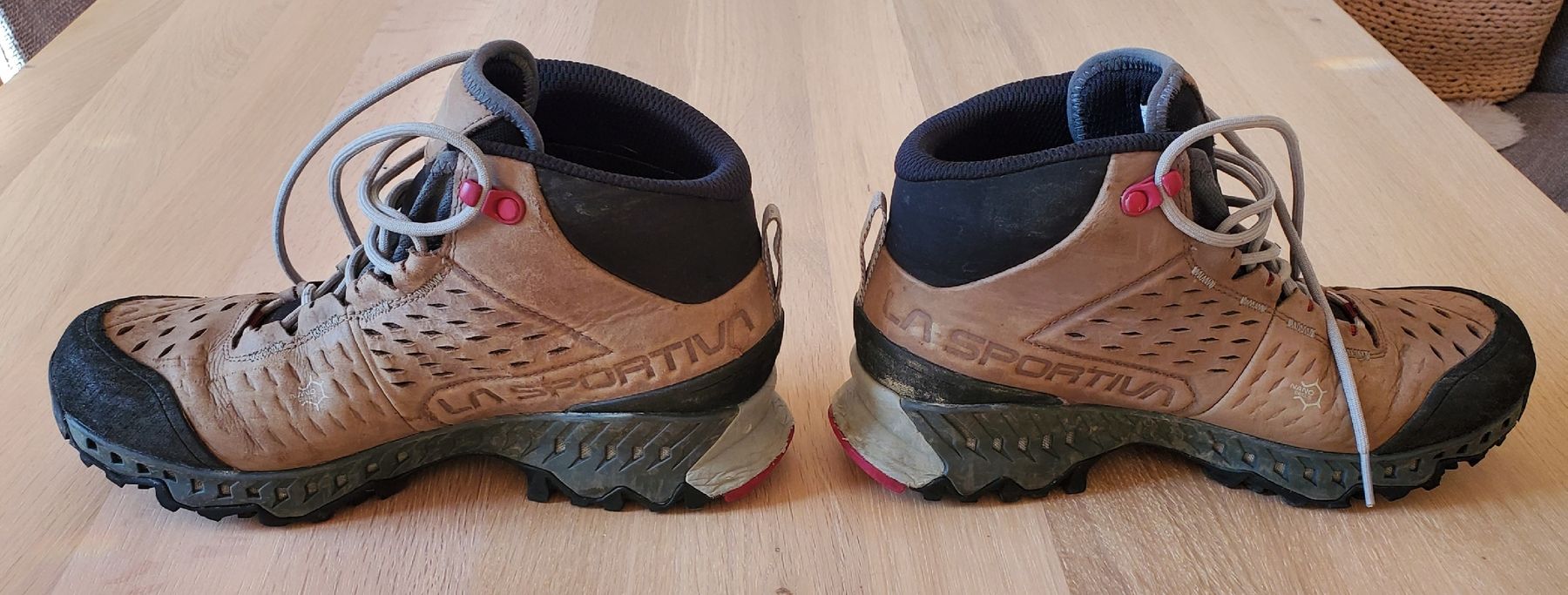 La Sportiva Chaussures femmes: La Spotiva Wanderschuhe Gr 39.5 – D'occasion à Biel/Bienne par SandraBar 2