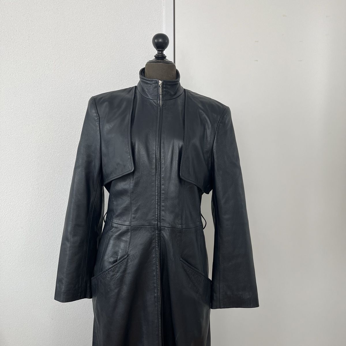 Mugler Cappotti: Mugler Leder Mantel – Usato da Zug venduto da saskia-chiara 2