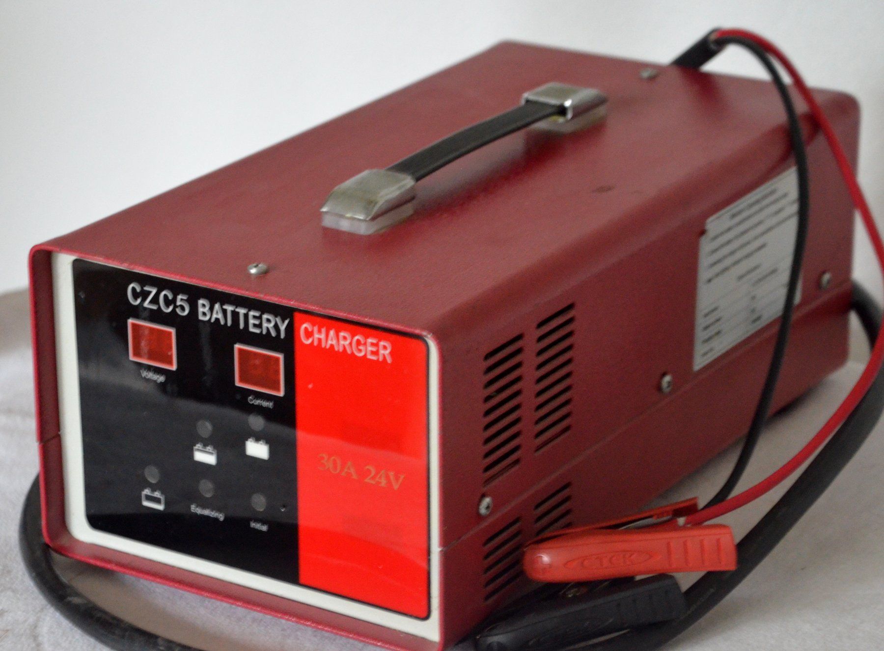 Caricabatterie: CZC5 Ladegerät 23V 30A  chargeur – Usato da Collonges venduto da arashee 2