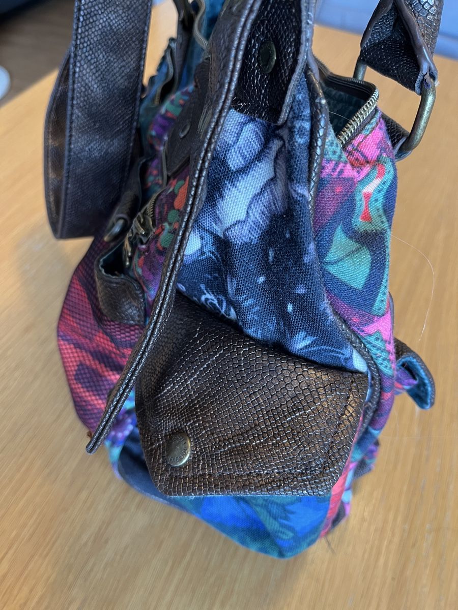 Desigual Borse da donna: Desigual Tasche multicolour gebraucht – Usato da Wetzikon ZH venduto da Steve1971 5